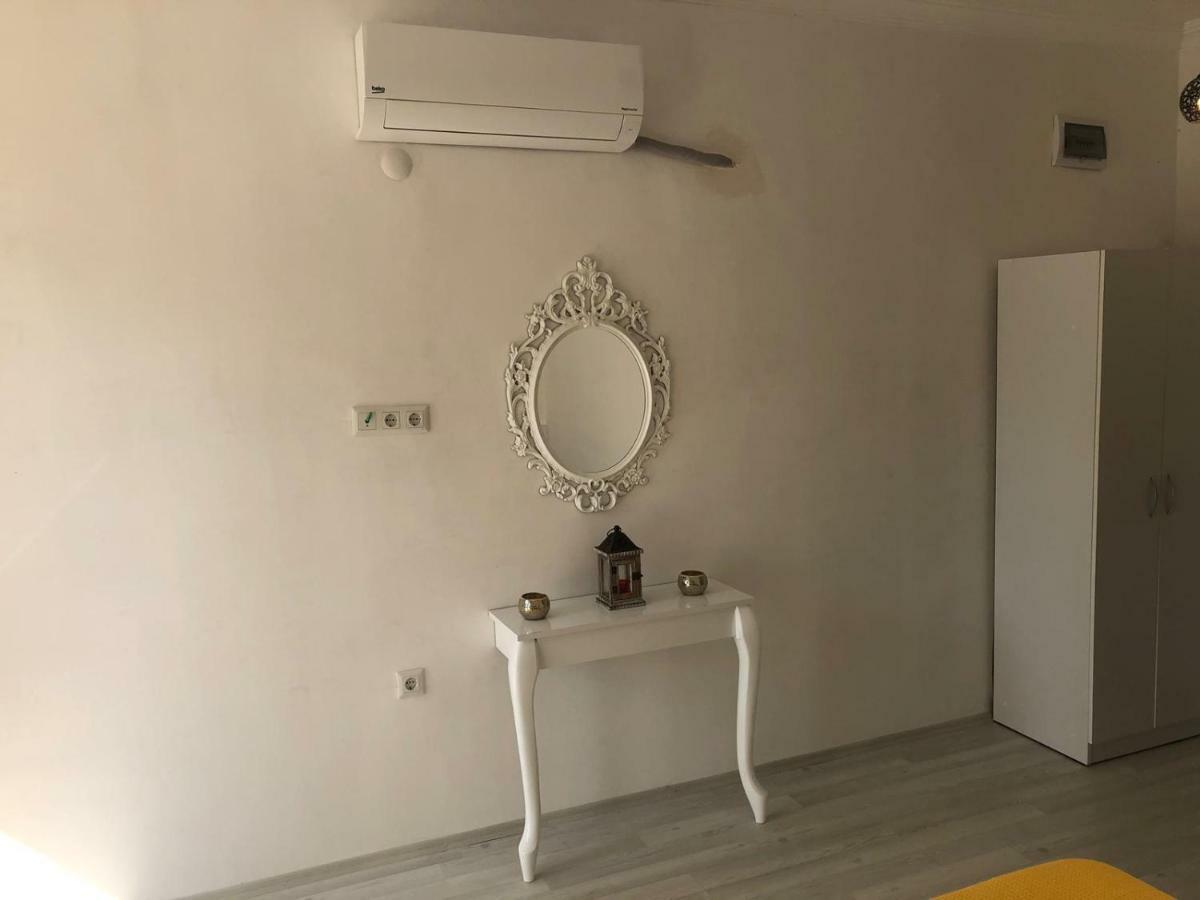Hotel Aroma Butik 3*